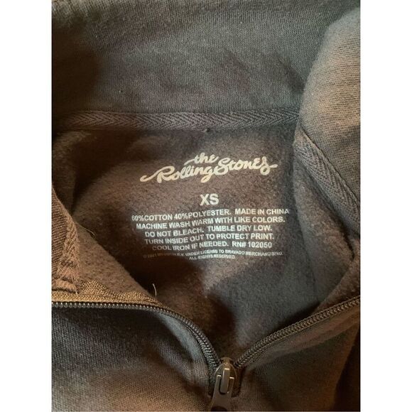 The Rolling Stones Women’s  1/4 zip Sweater XS - Picture 3 of 3
